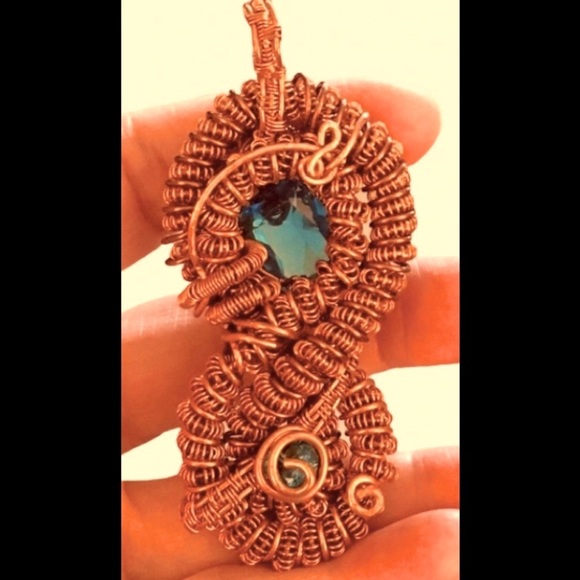 Topaz Stones ARTESIAN MADE Heady OOAK Copper Pendant with chain - Picture 1 of 3
